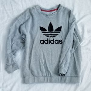 Cute Oversized Athletic fit Adidas Sweater